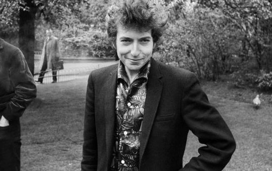 6 bài hát của Bob Dylan đã thay đổi lịch sử âm nhạc như thế nào?