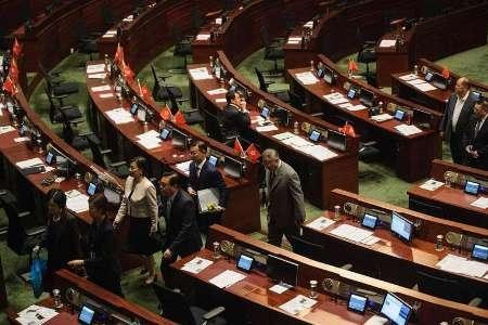 Hội đồng Lập pháp Hồng Kông: nhiều nghị sĩ bỏ họp, lễ tuyên thệ lại bị hoãn