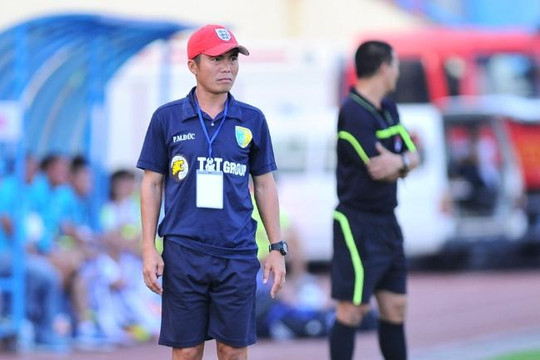 HLV Phạm Minh Đức: 'Trọng tài ở giải  U.21 rất ổn'
