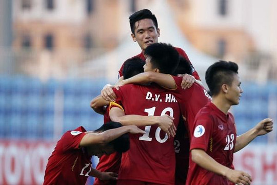 10 cầu thủ U.19 được gọi vào tuyển U.22, HLV Hoàng Anh Tuấn tiếp tục 'cầm lái' 
