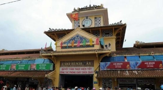 TP.HCM tạm đóng cửa chợ Bình Tây 1 năm