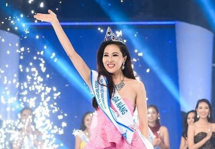 Diệu Ngọc vẫn được thi Hoa hậu thế giới nhờ quy định khá 'thoáng' về phẫu thuật thẩm mỹ
