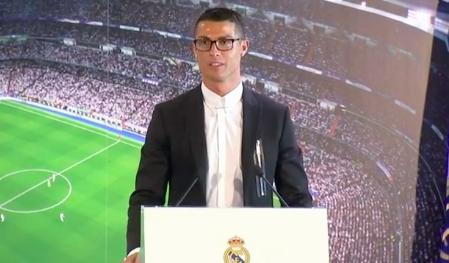 Ronaldo: 'Tôi sẽ chơi bóng đỉnh cao thêm 10 năm nữa'