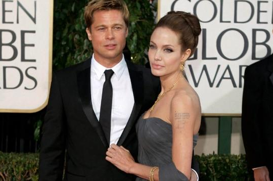 Angelina Jolie bị tố 'chơi bẩn', hèn hạ trong vụ ly hôn với Brad Pitt