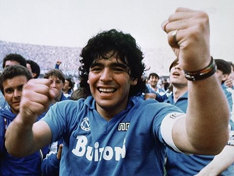 Maradona: Ma túy, mafia, Chúa trời và niềm kiêu hãnh của Napoli
