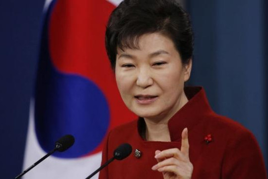 Nữ Tổng thống Hàn Quốc dùng tên giả để đi thẩm mỹ viện