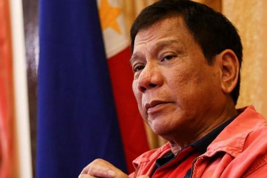 Tổng thống Duterte dọa sẽ 'học theo' Nga rút khỏi ICC