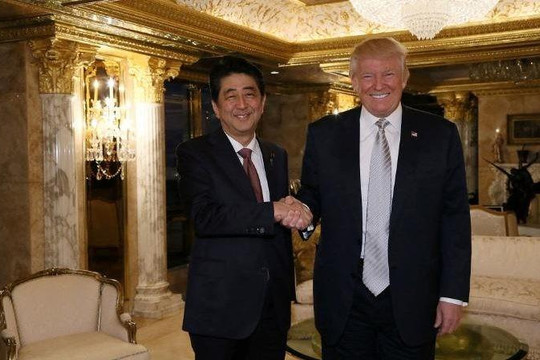 Món quà của Donald Trump cho Thủ tướng Shinzo Abe