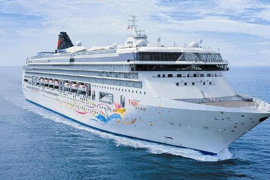 Du thuyền SuperStar Virgo đưa 1.100 khách đến tham quan TP.HCM và Nha Trang