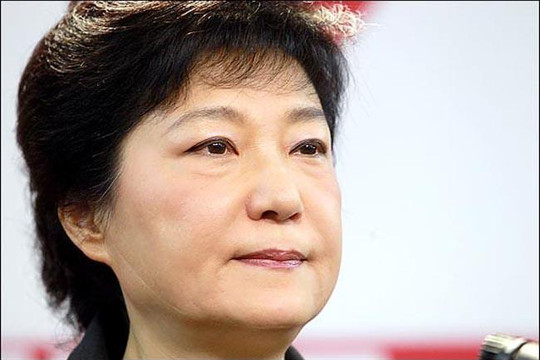 Phe đối lập tìm cách cấm Tổng thống Hàn Quốc ra nước ngoài 