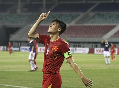 AFF Cup 2016: Toàn thắng 3 trận, tuyển Việt Nam vào bán kết gặp Indonesia
