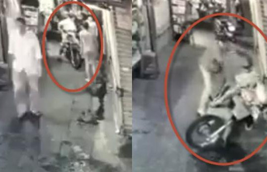 Bắt kẻ cầm dao đâm thanh niên ở Sài Gòn tới tấp sau va chạm xe máy