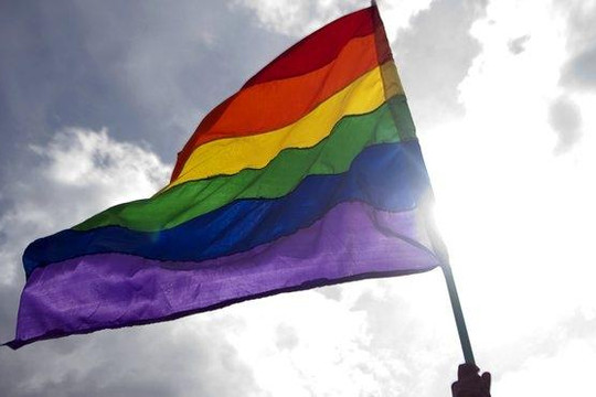 Quốc gia châu Âu đầu tiên cấm 'liệu pháp chữa bệnh đồng tính'