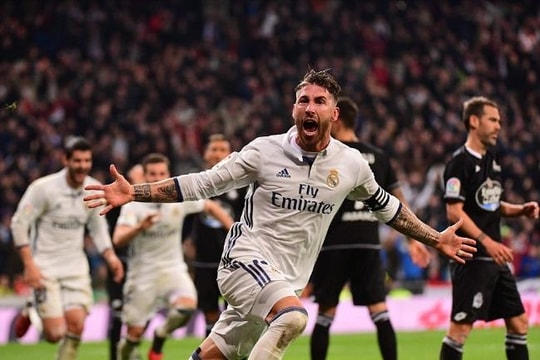 Sergio Ramos lại đốt niềm hy vọng của Barcelona