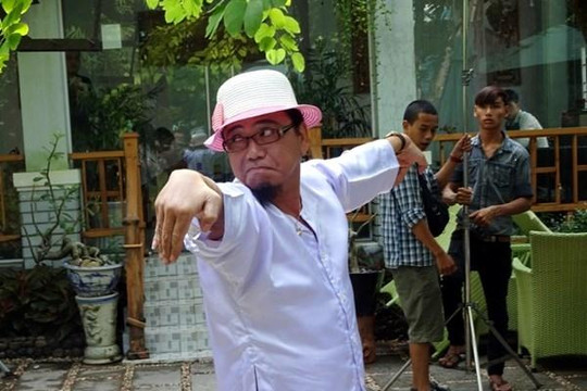 Nghệ sĩ hài Hồng Tơ: 'Suýt chết vì bị giang hồ cầm mã tấu truy sát đòi nợ '