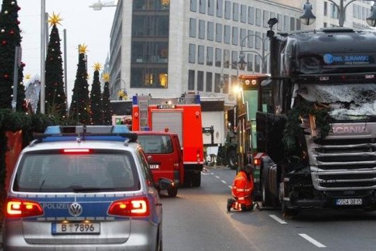 IS nhận trách nhiệm vụ khủng bố chợ đêm Berlin