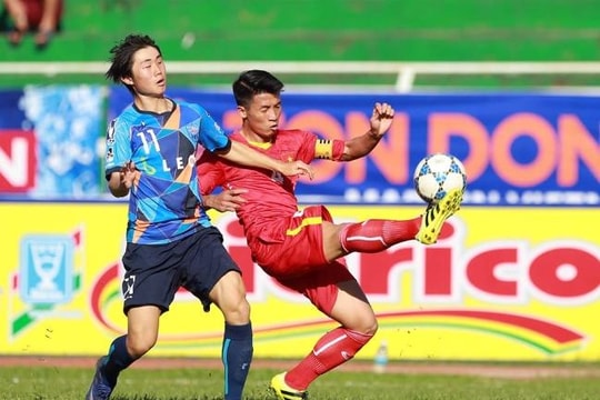 Thua U.21 Yokohama 0-1, U.21 Việt Nam vẫn vào bán kết