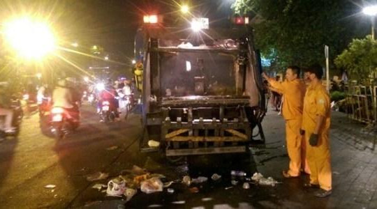 TP.HCM kêu gọi không xả rác dịp Tết để công nhân vệ sinh được nghỉ