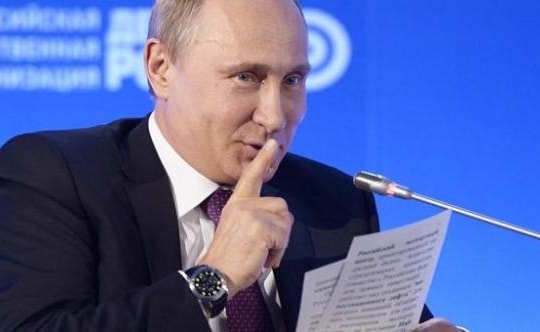 Tổng thống Putin bóng gió chê ông Obama là 'kẻ thất bại'