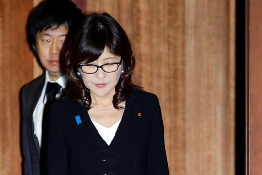 Bộ trưởng Quốc phòng Nhật thăm đền thờ Yasukuni khiến Trung Quốc giận dữ