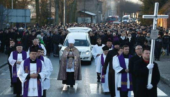 Ba Lan thắt chặt an ninh trong lễ tang tài xế 'xe điên' ở Berlin