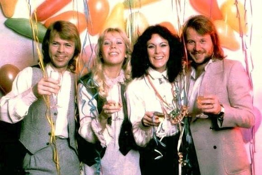 5 điều bạn chưa biết về ca khúc 'Happy New Year' của ABBA
