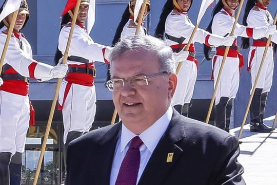 Đại sứ Hy Lạp ở Brazil bị ám sát bởi nhân tình của vợ