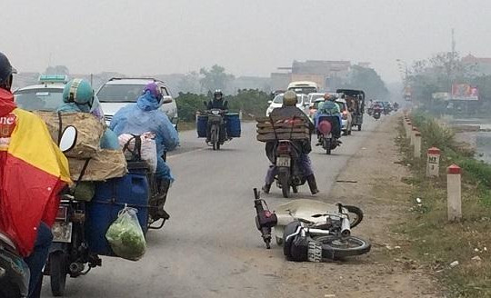 Hà Nội: Điều tra vụ tai nạn giao thông, nghi do ô tô gây ra rồi bỏ chạy