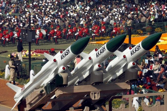 Ấn Độ muốn cung cấp tên lửa phòng không hiện đại cho Việt Nam