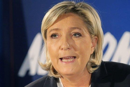 Bà Le Pen bí mật tới tháp Trump gây quỹ tranh cử tổng thống Pháp