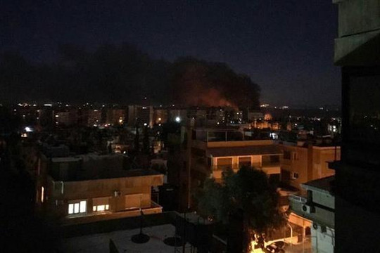 Israel bắn tên lửa phá hủy căn cứ không quân của Syria
