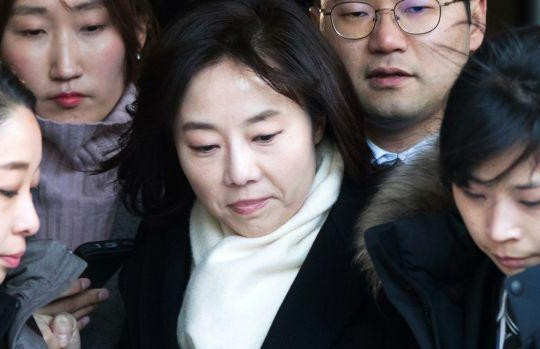 Bộ trưởng Văn hóa Hàn Quốc bị bắt vì lập 'danh sách đen'