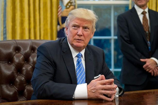 Tổng thống Trump sắp ra lệnh thắt chặt nhập cư, xây tường biên giới