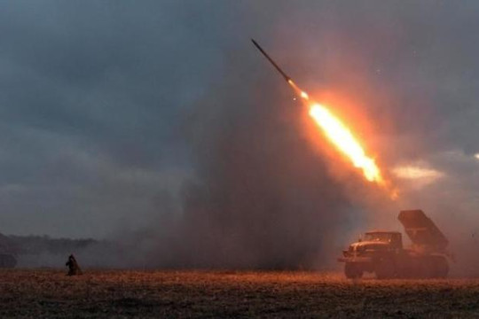 Chiến sự tại miền Đông Ukraine bùng phát, 8 người thiệt mạng