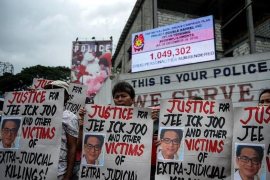 Philippines tạm ngưng chiến dịch truy quét ma túy 'đẫm máu'