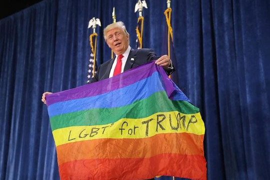 Tổng thống Donald Trump cam kết bảo vệ quyền lợi của cộng đồng LGBT