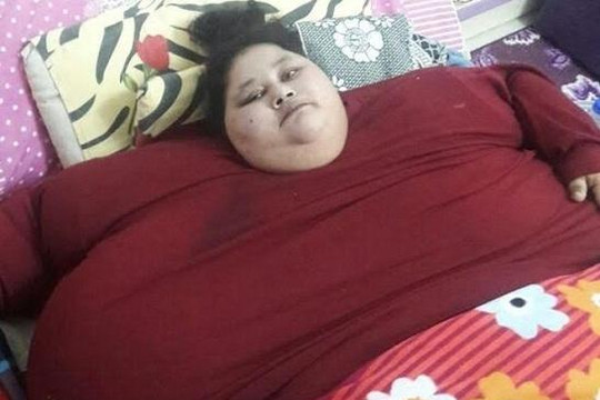 Người phụ nữ nặng nhất thế giới đến Ấn Độ để phẫu thuật giảm cân