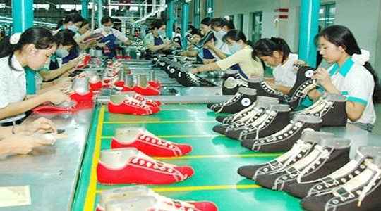 Xuất khẩu 60 tỉ USD, Việt Nam sắp thành 'thủ phủ' giày dép của thế giới