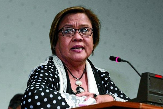 Philippines chỉ trích nữ nghị sĩ chống Tổng thống Duterte