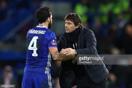 Cesc Fabregas và cuộc chiến giành niềm tin từ Antonio Conte