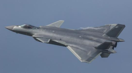 Trung Quốc tuyên bố máy bay chiến đấu J-20 đã 'trực chiến'