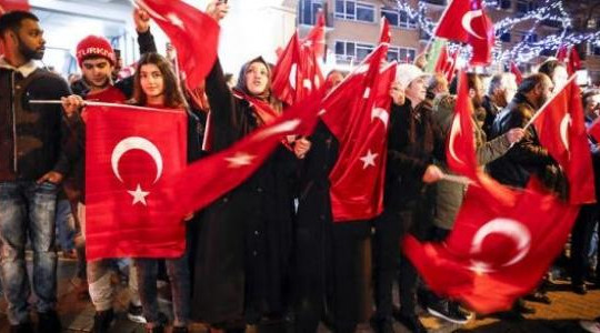 Sáu người Thổ Nhĩ Kỳ bị Hà Lan bắt giữ ở Amsterdam
