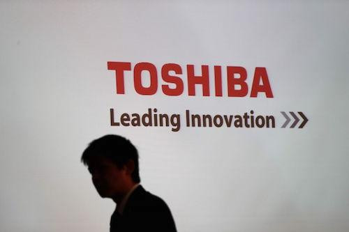 Chính phủ Nhật Bản ngăn Toshiba bán mảng chip cho Trung Quốc