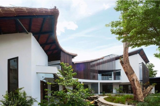 Ngôi nhà có thiết kế lạ ở Biên Hòa: Hồn quê nhà phố