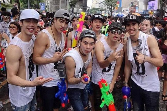Lễ hội Songkran 2017 cấm sử dụng súng bắn nước