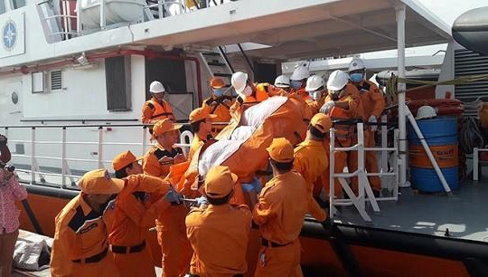 Thủ tướng yêu cầu điều tra việc cứu nạn của tàu Petrolimex 14