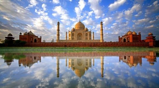 Câu chuyện về ngôi đền Taj Mahal, biểu tượng của tình yêu vĩnh cửu 