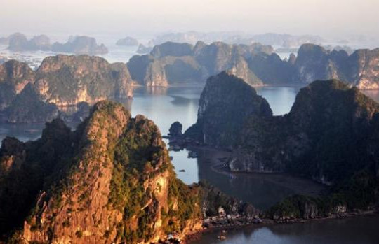 Du lịch Quảng Ninh: 'Rực rỡ Hạ Long 2017' sắp khai mạc