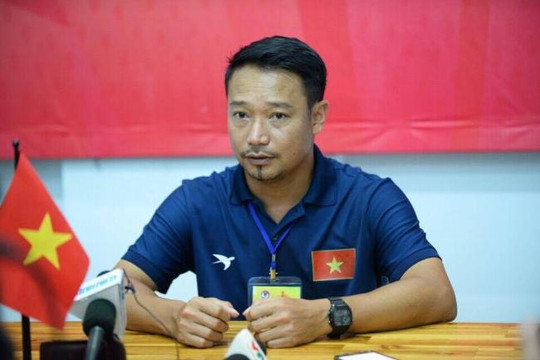HLV trưởng U.19 tuyển chọn VN để râu cầu may, thách thức U.19 Myanmar vào chung kết