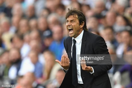 Conte từ chối mức lương khủng để về Milan, muốn cùng Chelsea vô địch Premier League